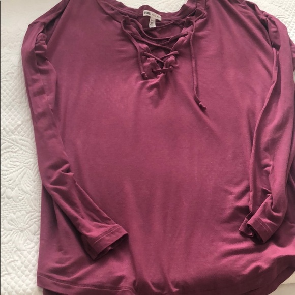 Cranberry lounging  top - Picture 3 of 4